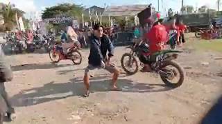 Joget lucu gaess !!  Breakdance Temon Holic