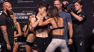 Joanna Jędrzejczyk Goes Old School With Zhang Weili Staredown | UFC 275