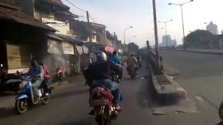 Perjalanan ke Pasar Tanah Abang