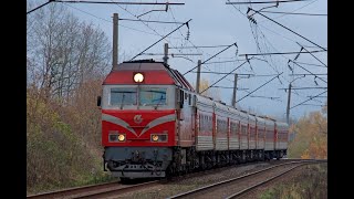 LTG TEP70BS-002 with passenger train