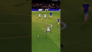 Benzema vs Goalkeeper 🤣