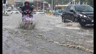 GÖK GÜRÜLTÜLÜ SAĞANAKTA EN ÇOK MOTOSİKLETLİLER ZORLANDI