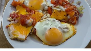 Ich habe noch nie so leckere Eier mit Tomaten gegessen! Das einfachste Frühstück in 5 Minuten