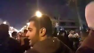 تهران مقابل دانشگاه تهران ۱۱ دی مرگ بر دیکتاتور