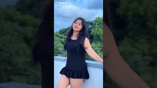 එයාගෙ ලස්සන 🥰❤ | sri lanka hot |hot girl | #1million #hot #sexy #love #sinhalamusic #modellk #dance