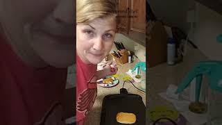 Batter Mixer & Dispenser/Toy Story 4 Pampered Chef Pancake Molds