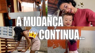 A MUDANÇA CONTINUA: PINTAMOS A CASA ANTIGA E LEVAMOS OS MÓVEIS | Ludmila Reis