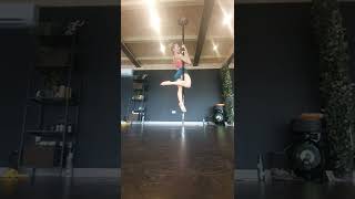 How to pole dance? - Pole fitness tutorial for inverts - improve your pole strength 💪