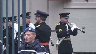 Orkest Koninklijke Luchtmacht speelt Sons of the Brave bij Paleis Noordeinde