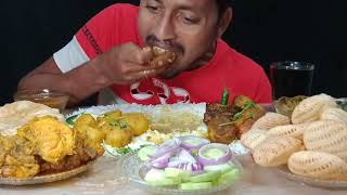 chicken kosa egg Kadi extra gravy brinjal luchi and. 🥗 salade well come to new vlog subscribe and