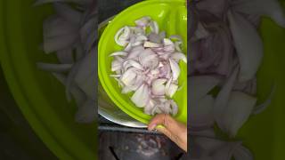 Onion pakoda #youtubeshorts #onionpakodarecipe #pakoda #shorts