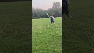 #cutebaby #babyshorts #playtime #cricket #batsman #youtubeshorts #explorer #viralshort #shorts #yt