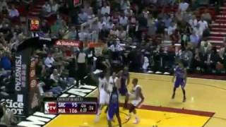 Miami Heat vs. Sacramento Kings (Dwyane Wade, 30 Pts, 10 Ast vs. Tyreke Evans, 21 Pts, 10 Ast)