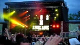 2 Many DJs live (Soulwax) @ Juicy Beats 2010 "Donna Summer - I Feel Love"