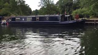 Windsor Duck Tours, Thames Riverside, Windsor #windsor #thames #travelersworld