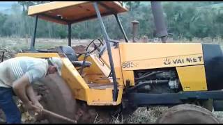 VALTRA BL88 DESATOLANDO VALMET 885