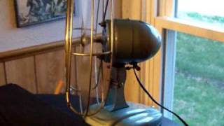 Vintage Zero model 1265R table/wall mount fan by Bersted MFG (HQ)