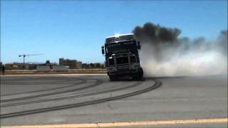 Old Volvo F12 V8 Truck Drift and Burnout.