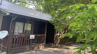 | 3 Bedroom Cabin in Sevierville, Tennessee  With Game Room & Hot Tub | Cabin Tour |