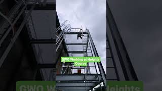 🏗 Are you afraid of heights? Would you complete our #gwo Working at Heights #training course? 🌪🤪