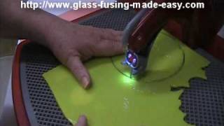 Using a Glass Saw