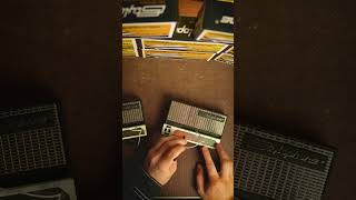 Le remake du Stylophone original des années 70. N'essayez pas c'est adictif!