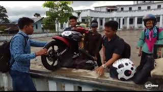 Mahasiswa ketinggalan motor | funny vidio | ♉ HD