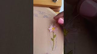 Easy embroidery Flower 🌸 #youtubeshorts #embroidery #shorts