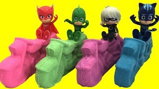 Playing 4 Bikes of Kineticsand mold and Learning Colors wtih PJMasks and Lunagirl toys