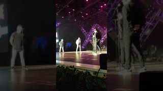 98 Degrees - Disney's Epcot 2019