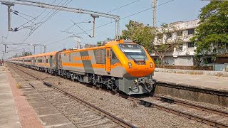 DEADLY Acceleration of First VANDE SADHARAN Express with PUSH PULL WAP5 | IRFCA