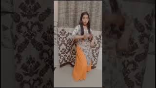 Pahadi girl 🏔❤#Brishtikumari #dancevideo #dancesteps #trendingshorts #short #shortsfeed ....