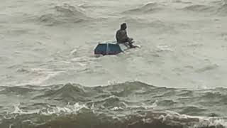 Boat capsized near Bengre mangalore