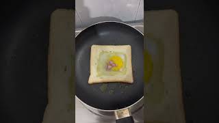 Quick meal for breakfast #shorts #watchnow #goviral #asmr #mukbang #food #eating #breakfast #bread