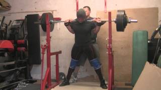 Beltless Squats - 210kg x 2 x 5 Plus a set with Chains  - 15.07.2015