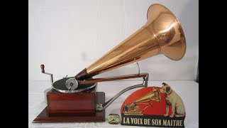 *** 1901 Mahogany Berliner Gramophone ***