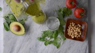 Slow-Carb Green Smoothie // Protein Fiesta