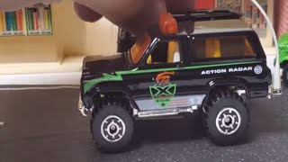 Matchbox storm trackers 2000 5 pack  Chevy blazer k5