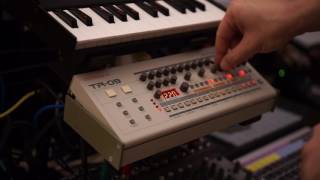 Midnight Jam with Roland TR-09 and JP-08 (Riamiwo StudioVlog 14)