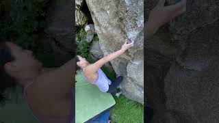 Dark Angle sit (7A) Scalp Bouldering