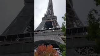 Visiting Effiel Tower in Fall Season is So Beautiful