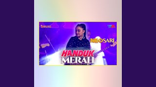 Handuk Merah