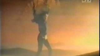 Michael Jackson- anunciando DANGEROUS