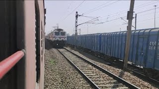 स्वर्ण जयंती एक्सप्रेस wating for crossing SACHKHAND EXPRESS ll Golden Temple Male