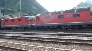 Gare de Göschenen - 25/08/2011 "Re 10/10 avec un InterRegio"