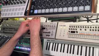 Midnight Acid Jam (Roland Boutique TR09 TB03 AIRA TR8 Cyclone TT303 Korg Minilogue)