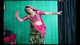 घर मे सुपरहिट सोंग पर शानदार डांस || Pooja Dotasara full masti at home dance