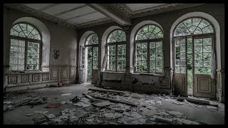 Exploring Abandoned Mansion with Ballroom [Urban Exploration France]