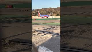 Southwest 737-700 takeing off at KBUR to KSMF WN103