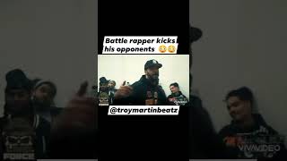 BATTLE RAPPER KICKS HIS OPPONENT IN THE CHEST